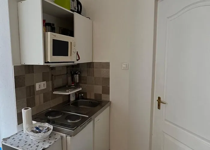 Rustic In Downtown Of *