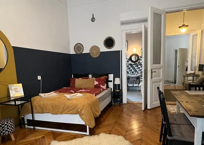 Apartman Rustic In Downtown Of *