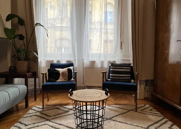 Rustic In Downtown Of *