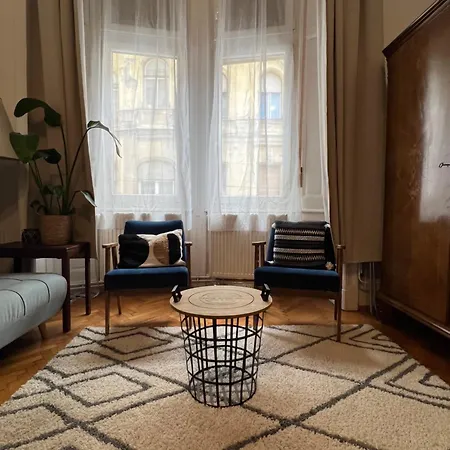 Rustic In Downtown Of *